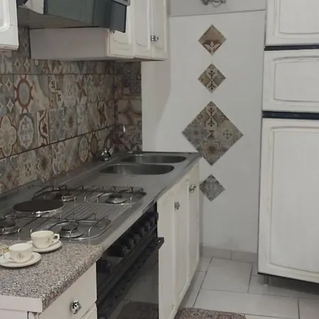 Estía Holidays -