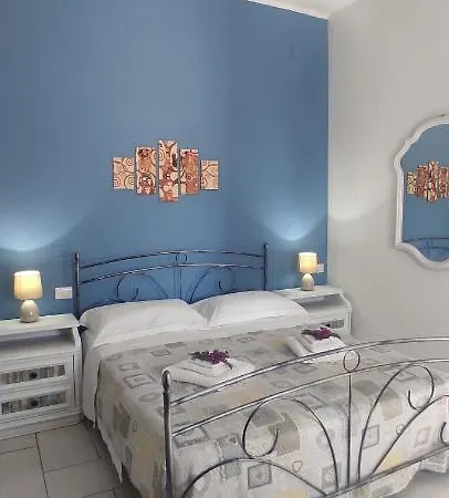 Estia Holidays - Ταορμίνα